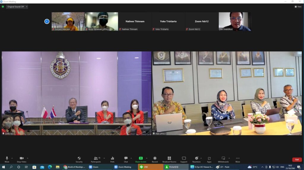 สำนักวิชาการบัญชีและการเงิน ลงนามบันทึกความร่วมมือกับ Faculty of Economics and Business,Universitas Pembangunan Nasional "Veteran" Jakarta (UPNVJ)ประเทศอินโดนีเซีย เพื่อขยายความร่วมมือด้านการแลกเปลี่ยนนักศึกษา อาจารย์ และบุคลากร&nbsp; การแลกเปลี่ยนความรู้ทางวิชาการ ผลงานวิจัย และความร่วมมืออื่นๆ ที่จะมีขึ้นในอนาคต ในกิจกรรมดังกล่าว รองศาสตราจารย์ ดร.จีรเกียรติ อภิบุณโยภาส คณบดีสำนักวิชาการบัญชีและการเงิน มหาวิทยาลัยวลัยลักษณ์ และ Dr. Dianwicaksih Arieftiara, SE., Ak., M.Ak., CA., CSRS. คณบดี Faculty of Economics and Business,Universitas Pembangunan Nasional "Veteran" Jakarta (UPNVJ) ลงนามในบันทึกข้อตกลงความร่วมมือ เมื่อวันที่ 21 ตุลาคม 2565 ผ่านสื่ออิเล็กทรอนิกส์ ออนไลน์ โปรแกรม Zoom&nbsp;